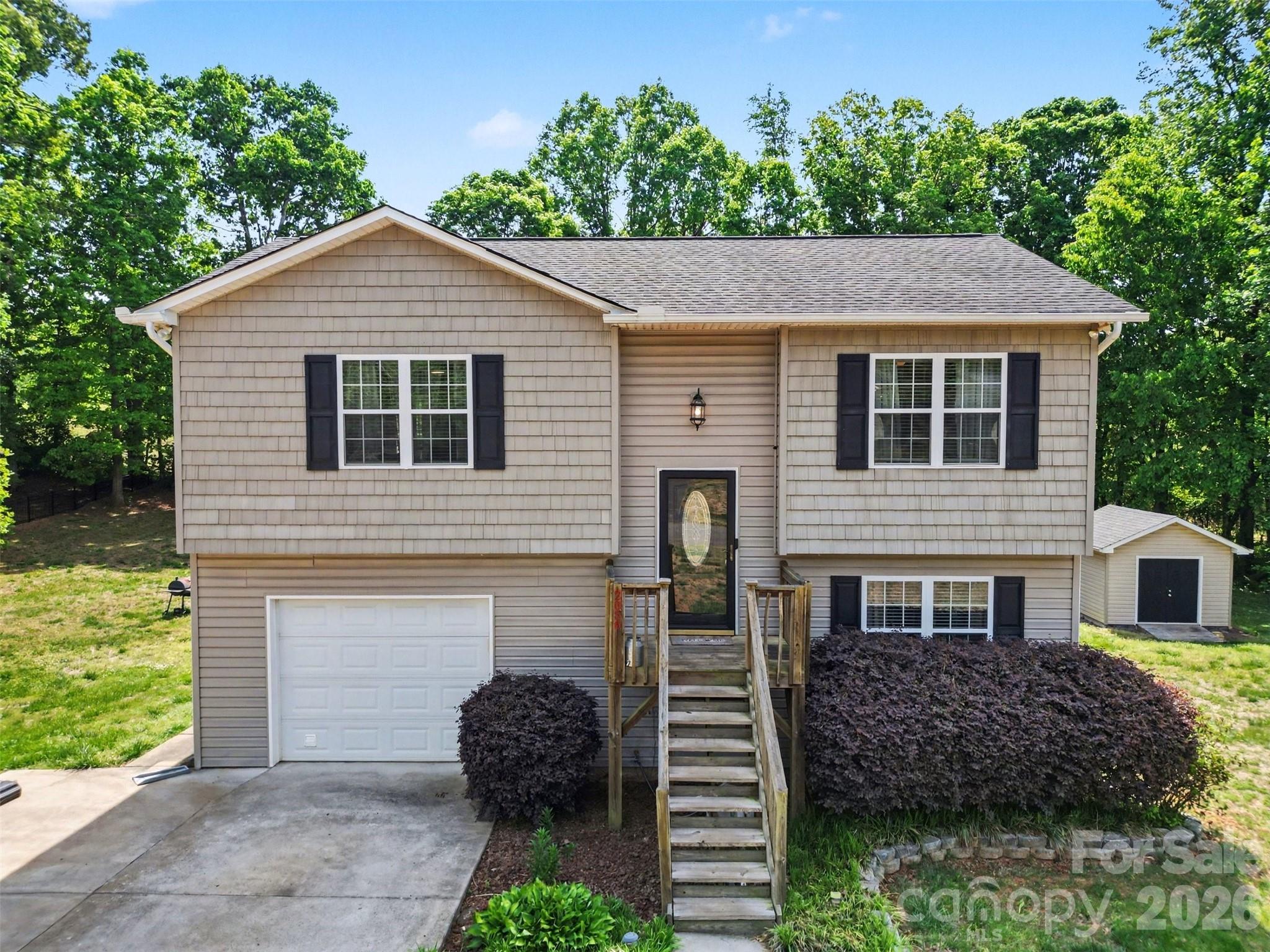2056 Redberry Lane Conover NC 28613