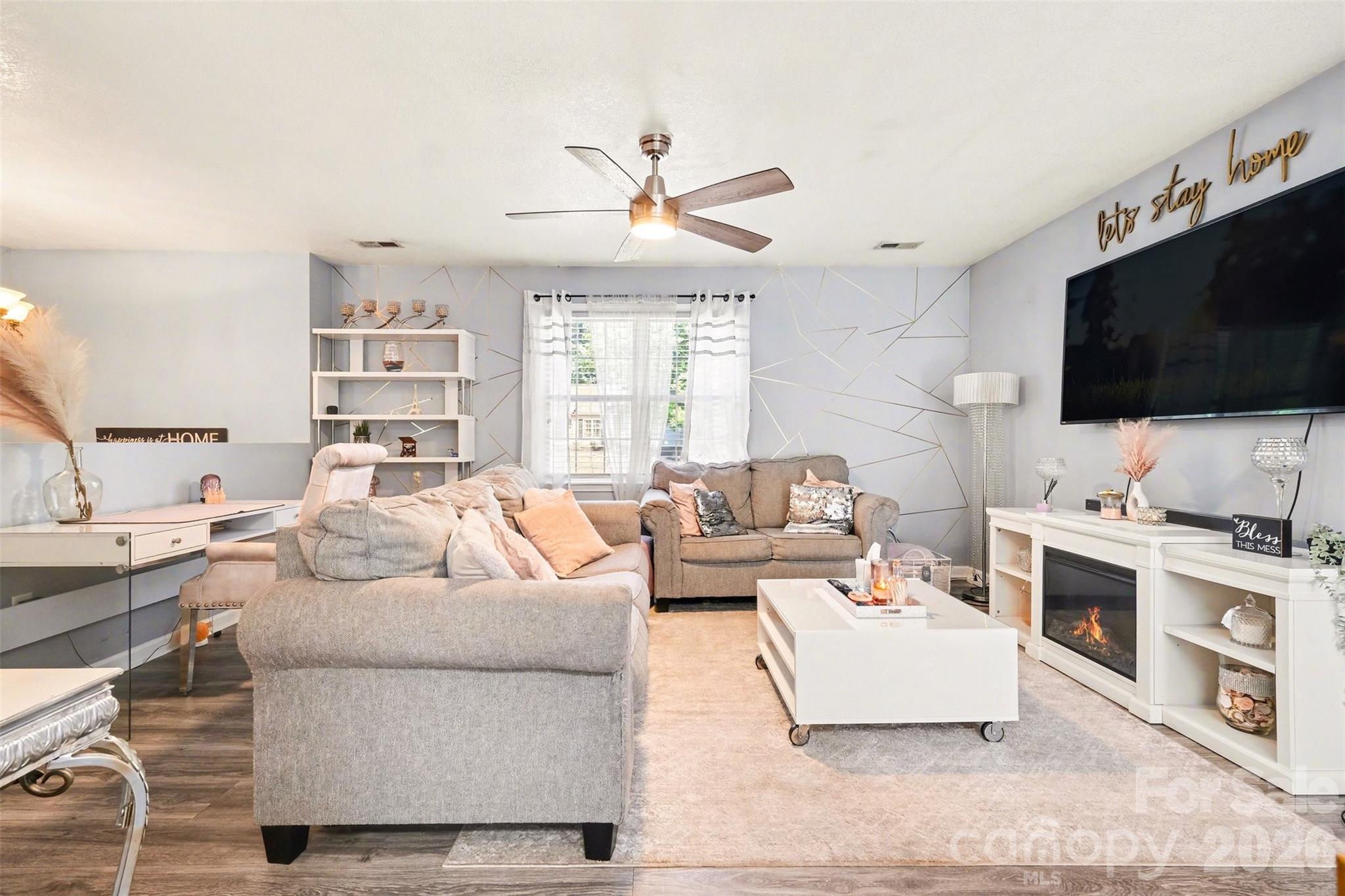 2056 Redberry Lane Conover NC 28613