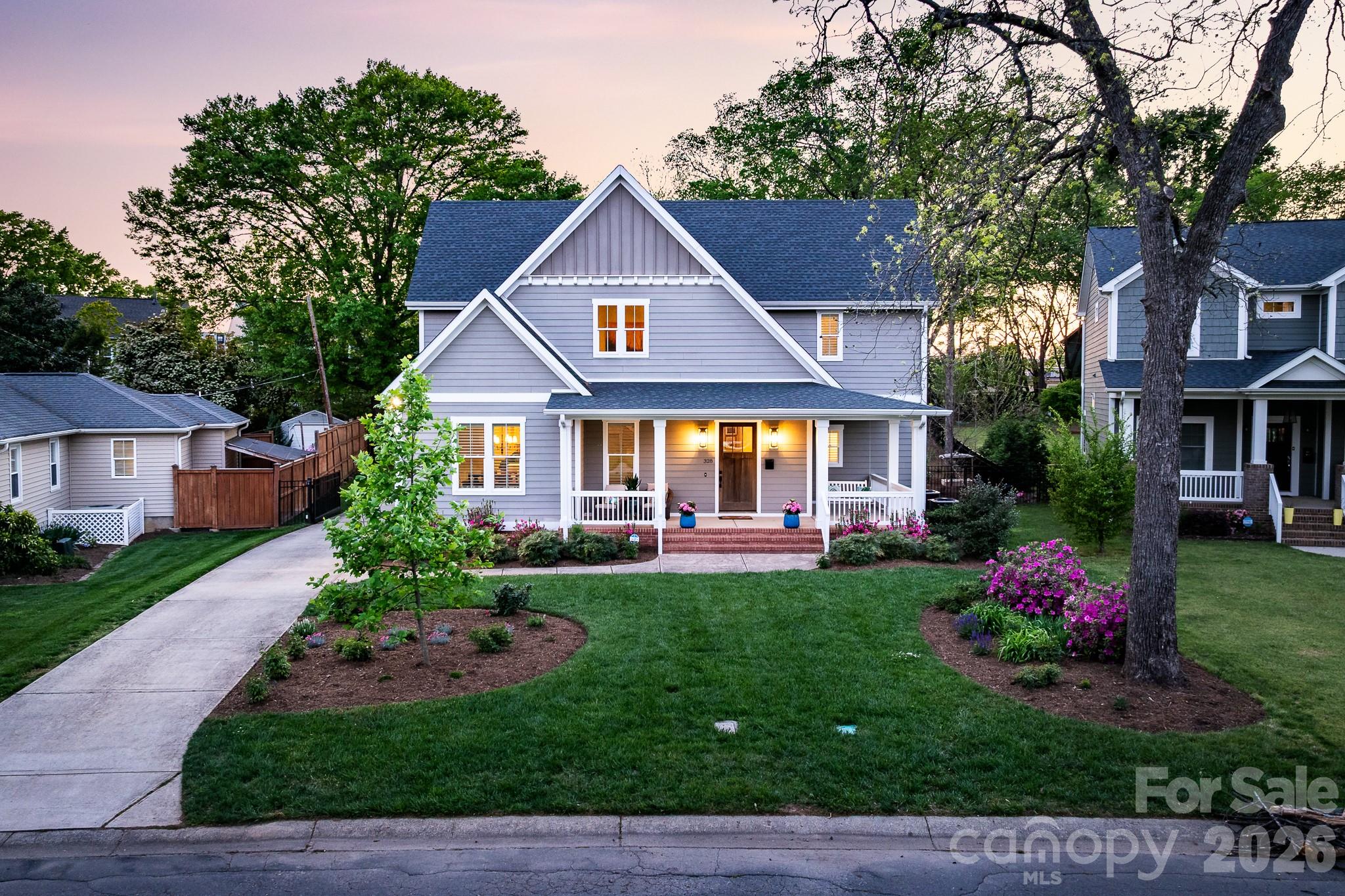 328 Melbourne Court Charlotte NC 28209