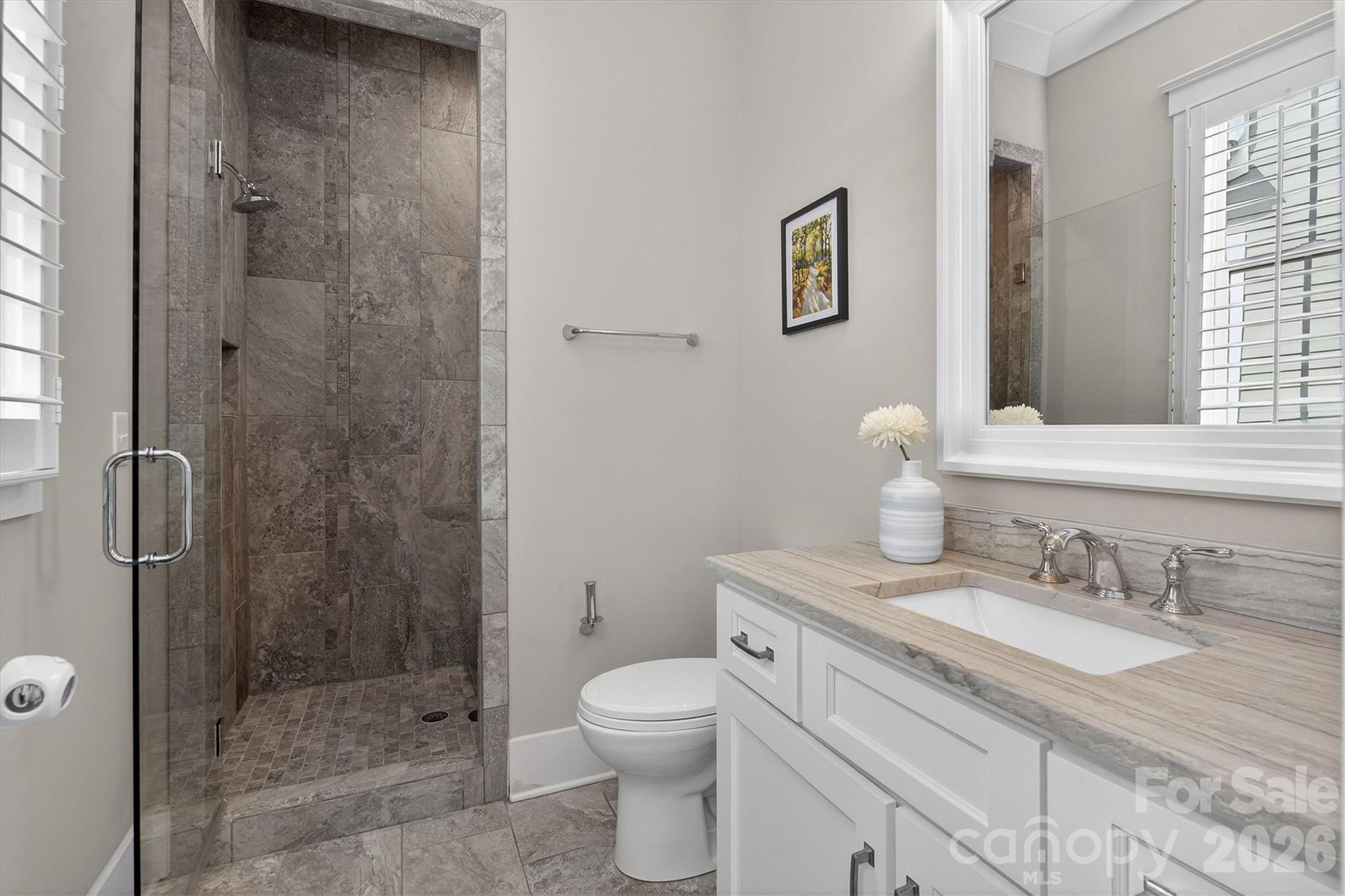 328 Melbourne Court Charlotte NC 28209