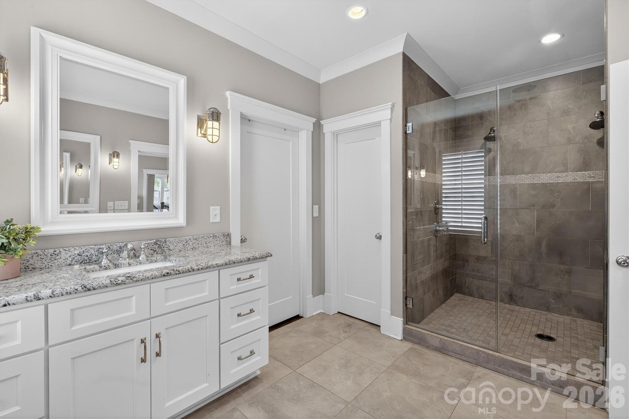 328 Melbourne Court Charlotte NC 28209