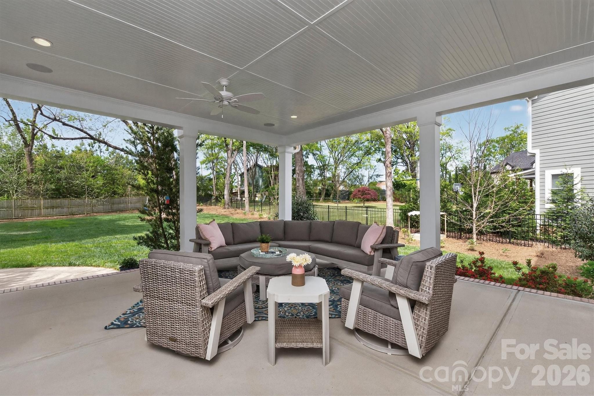 328 Melbourne Court Charlotte NC 28209