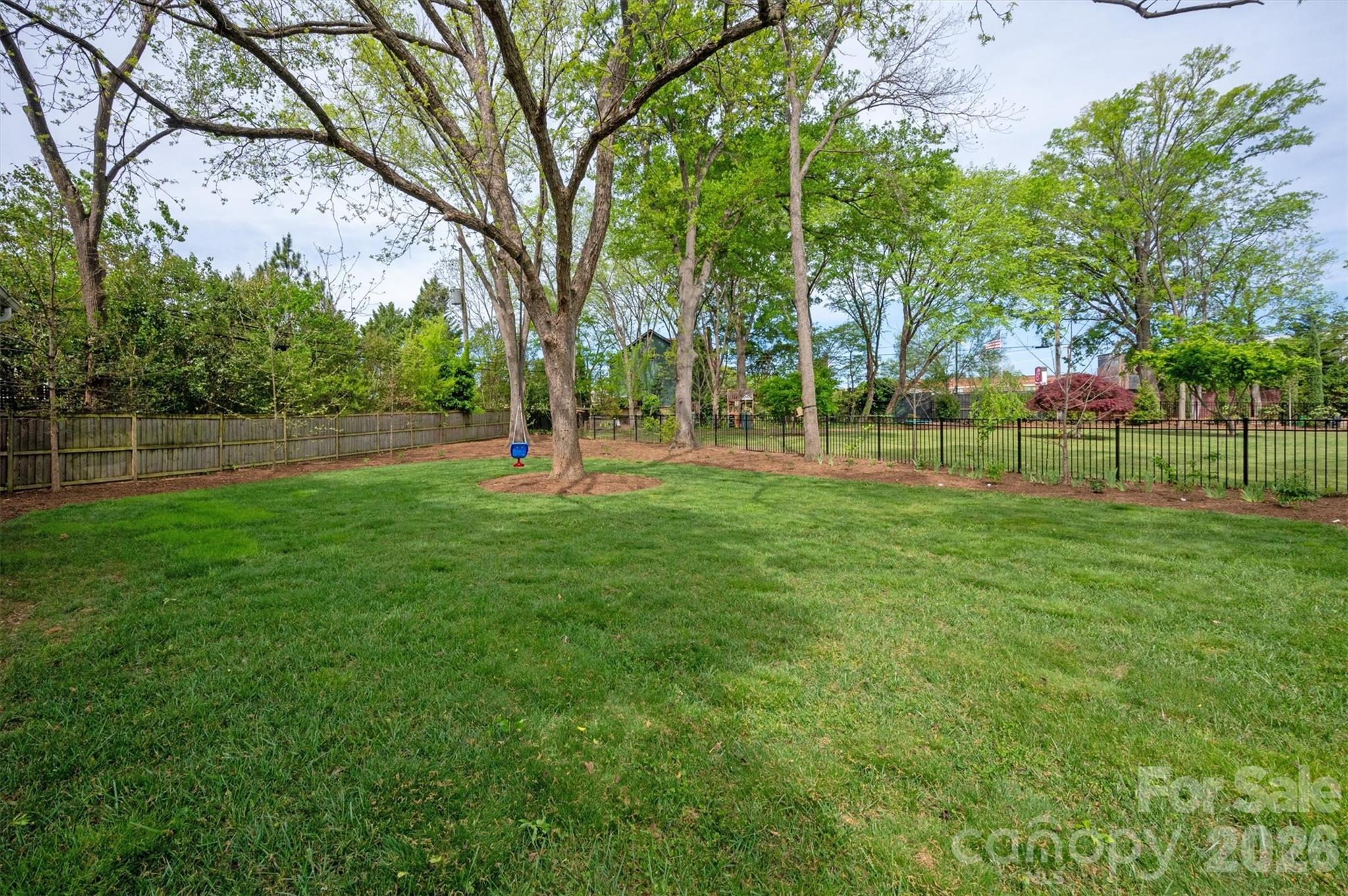 328 Melbourne Court Charlotte NC 28209