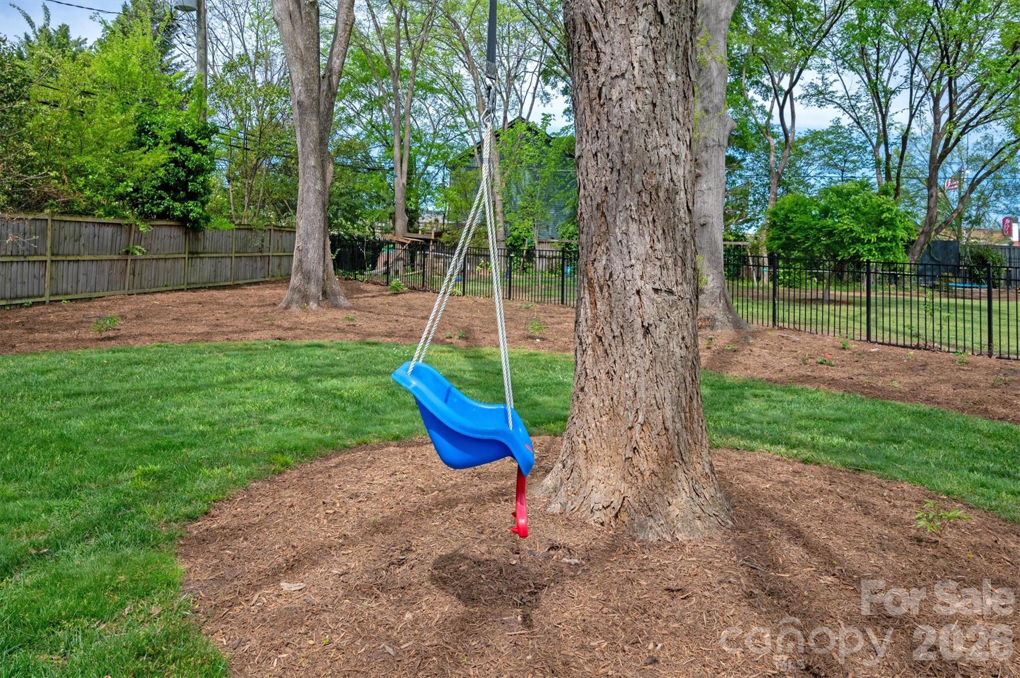 328 Melbourne Court Charlotte NC 28209