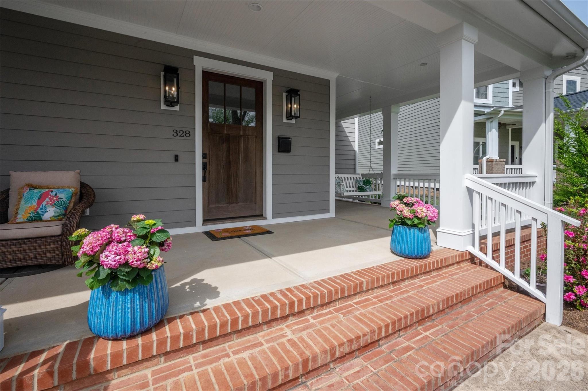 328 Melbourne Court Charlotte NC 28209