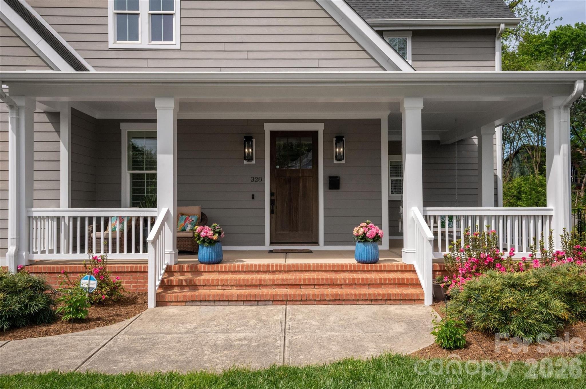 328 Melbourne Court Charlotte NC 28209