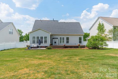 2676 Sunberry Lane NW Concord NC 28027