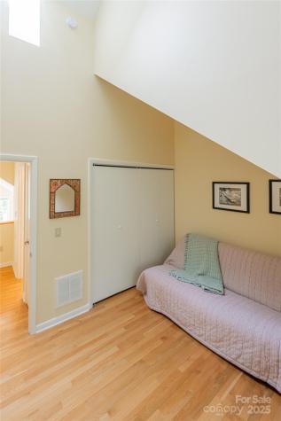 70 Crabapple Lane Asheville NC 28804