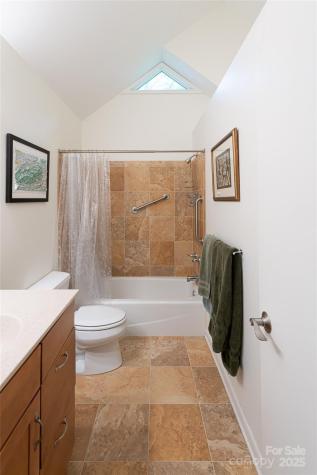 70 Crabapple Lane Asheville NC 28804