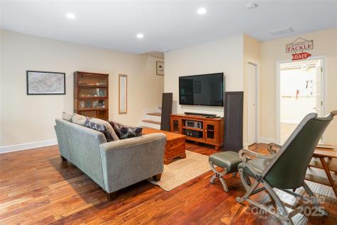 70 Crabapple Lane Asheville NC 28804