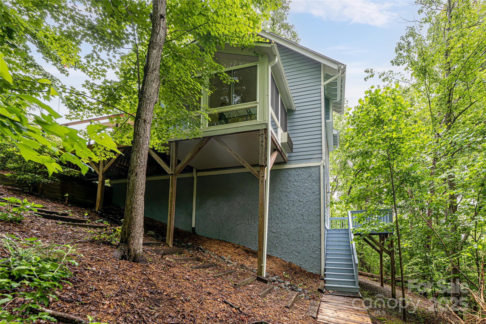 70 Crabapple Lane Asheville NC 28804