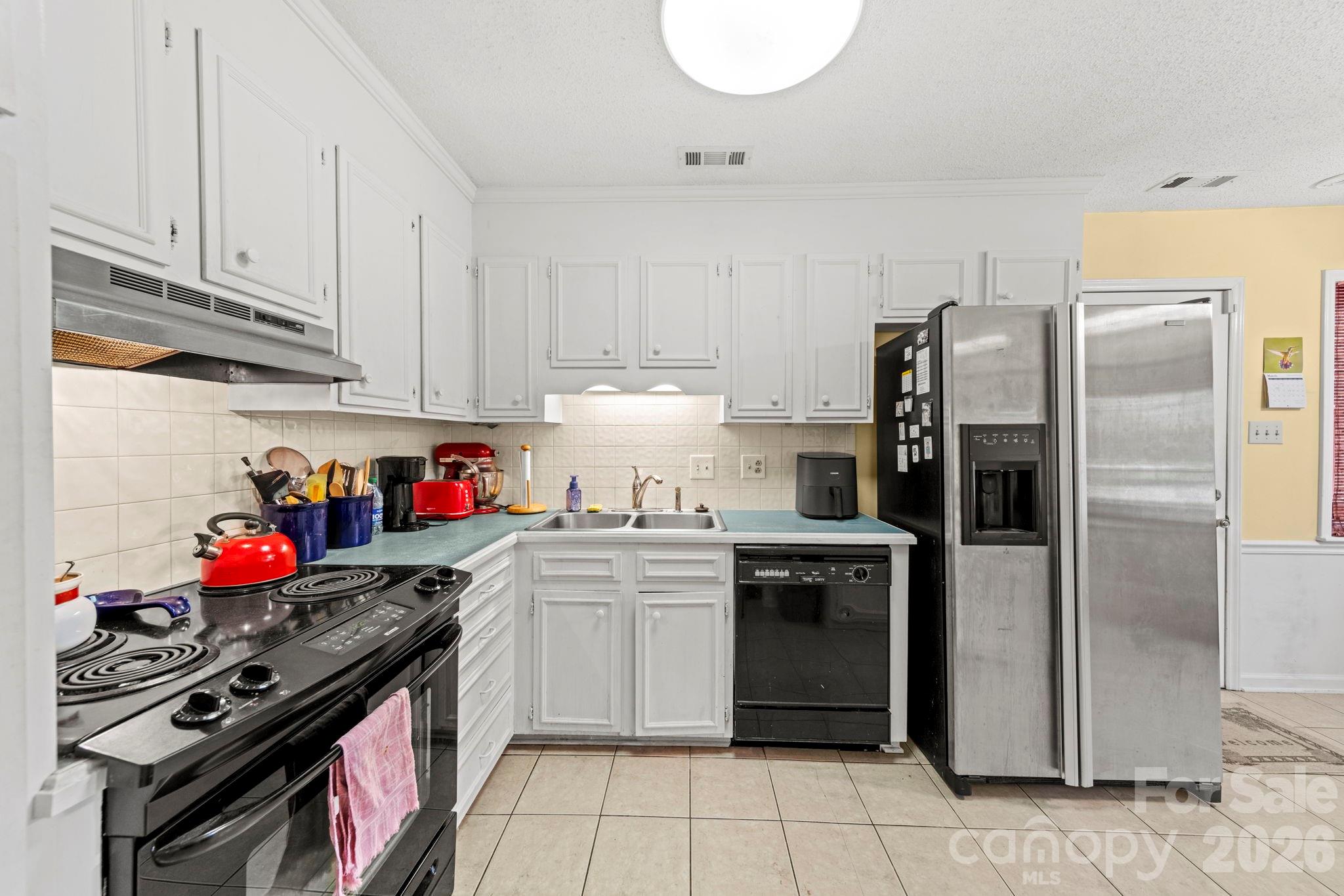 10204 Camelback Circle Charlotte NC 28226