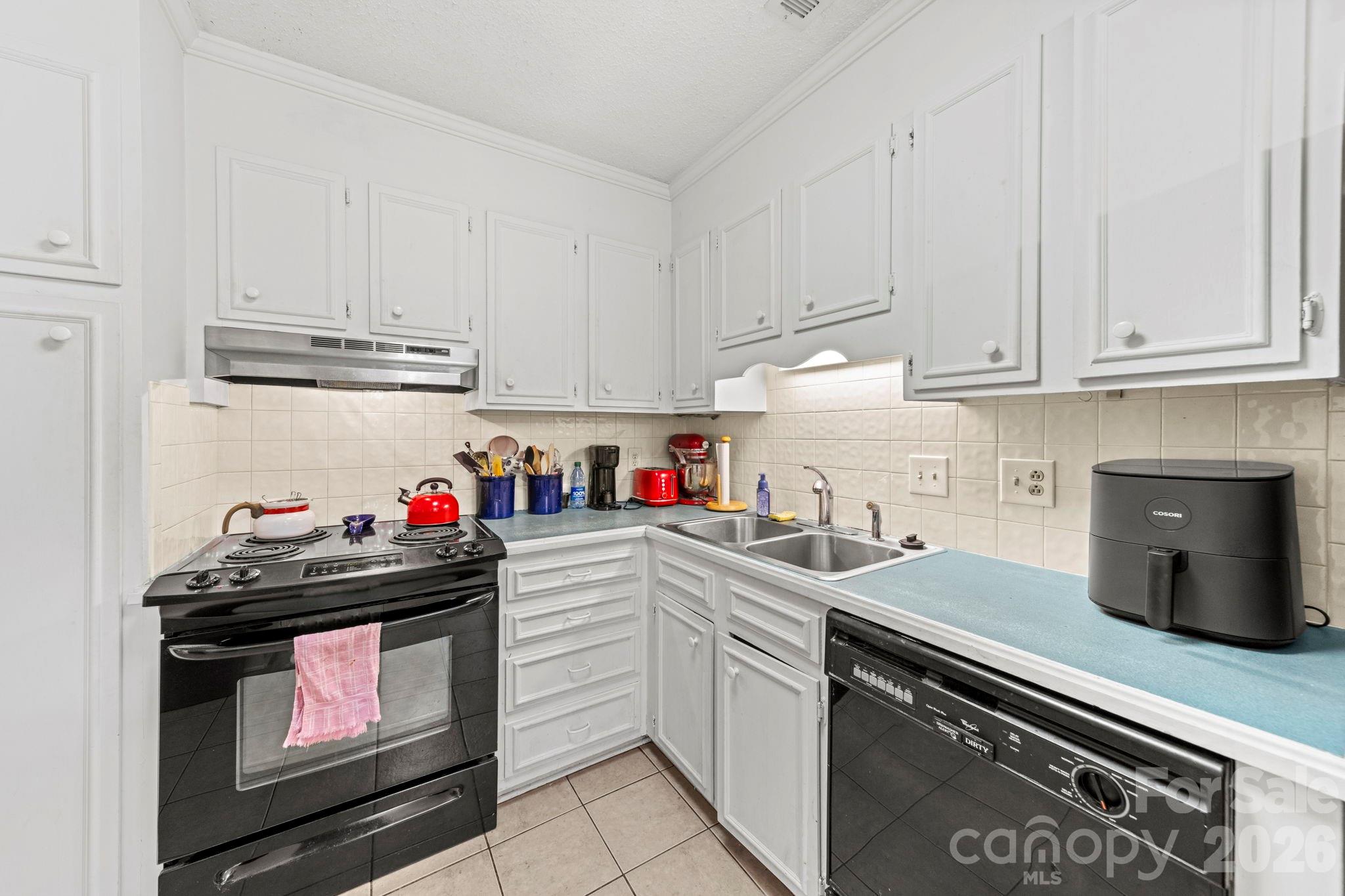10204 Camelback Circle Charlotte NC 28226