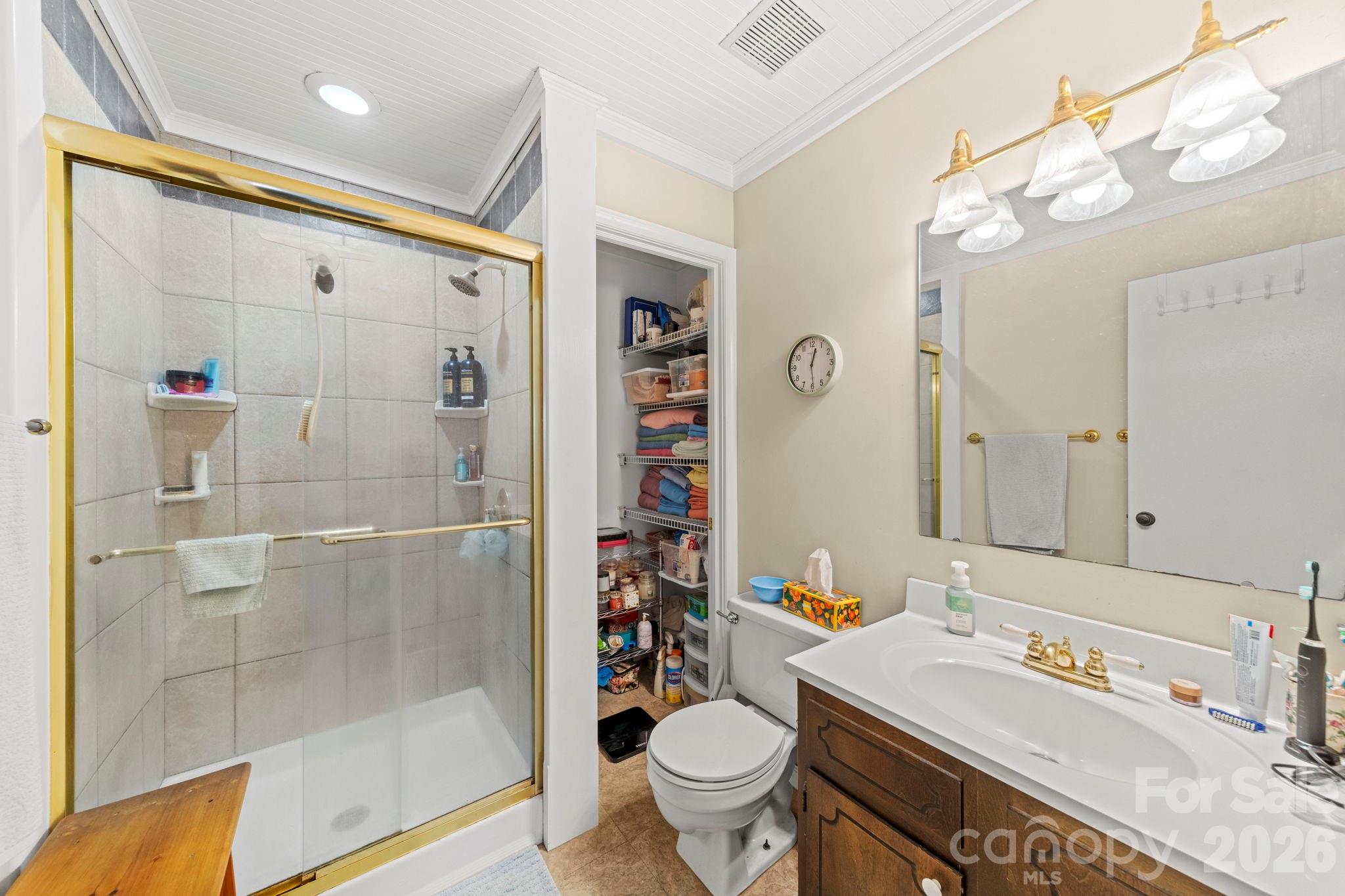 10204 Camelback Circle Charlotte NC 28226