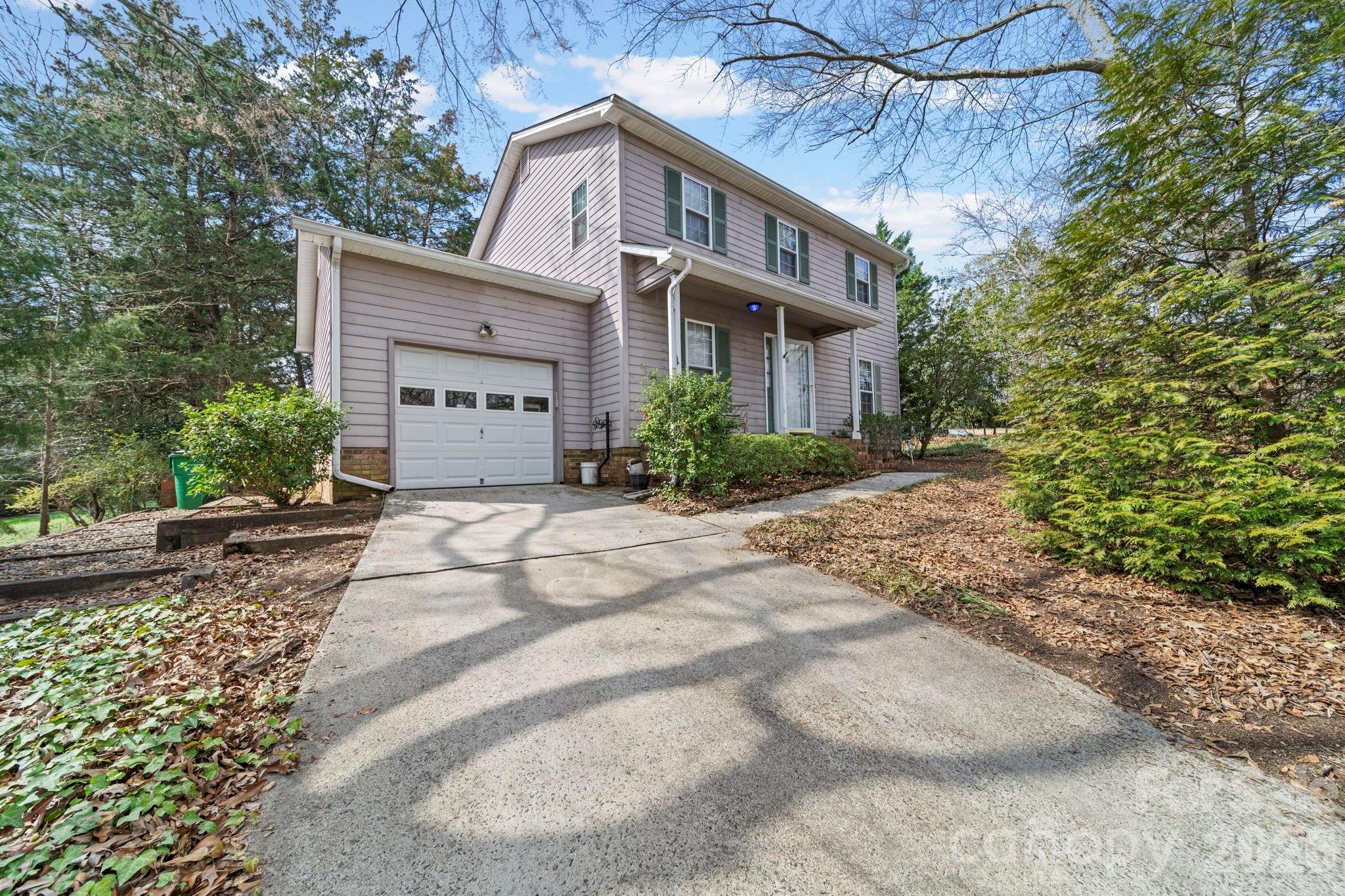 10204 Camelback Circle Charlotte NC 28226