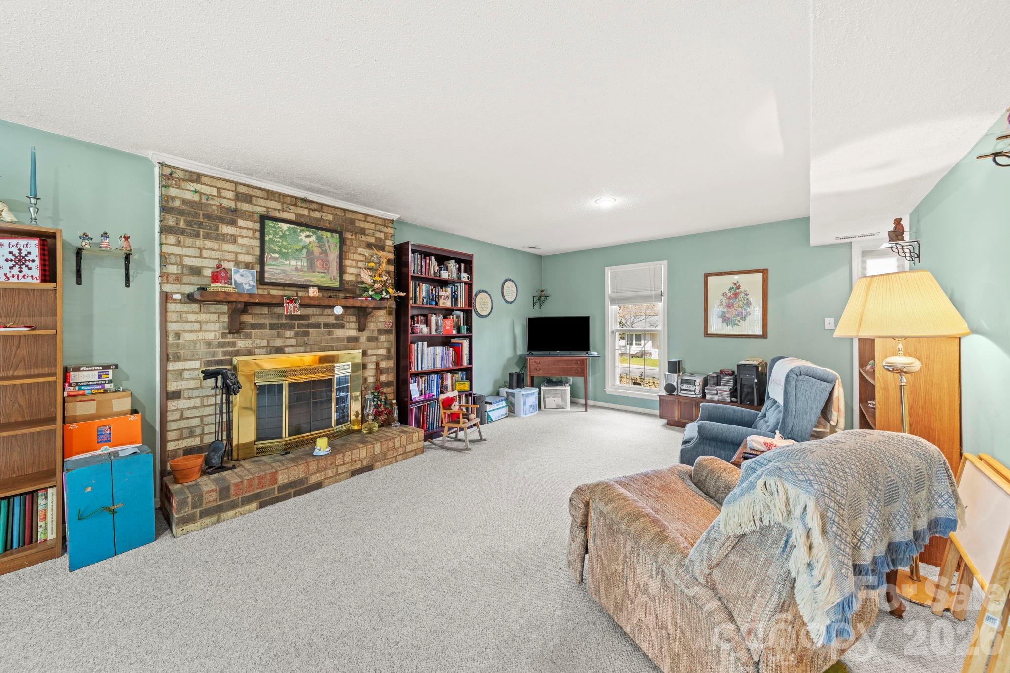 10204 Camelback Circle Charlotte NC 28226