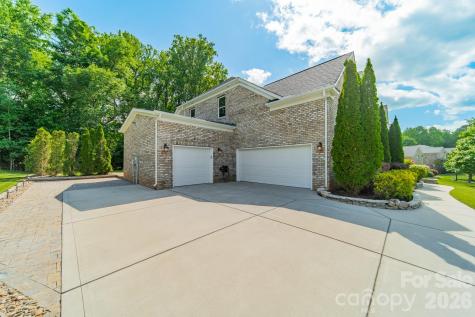 302 Tallow Tree Court Waxhaw NC 28173