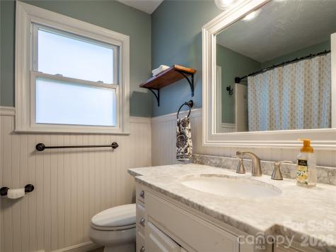 203 Oak Grove Road East Flat Rock NC 28726