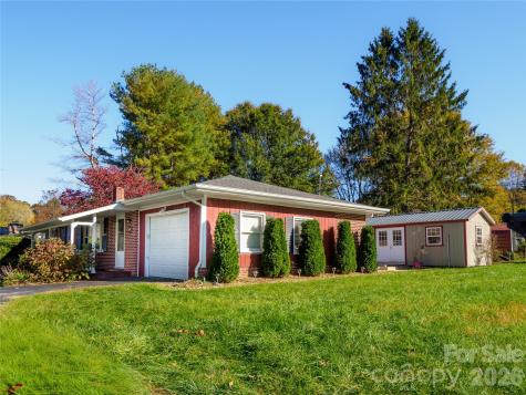 203 Oak Grove Road East Flat Rock NC 28726