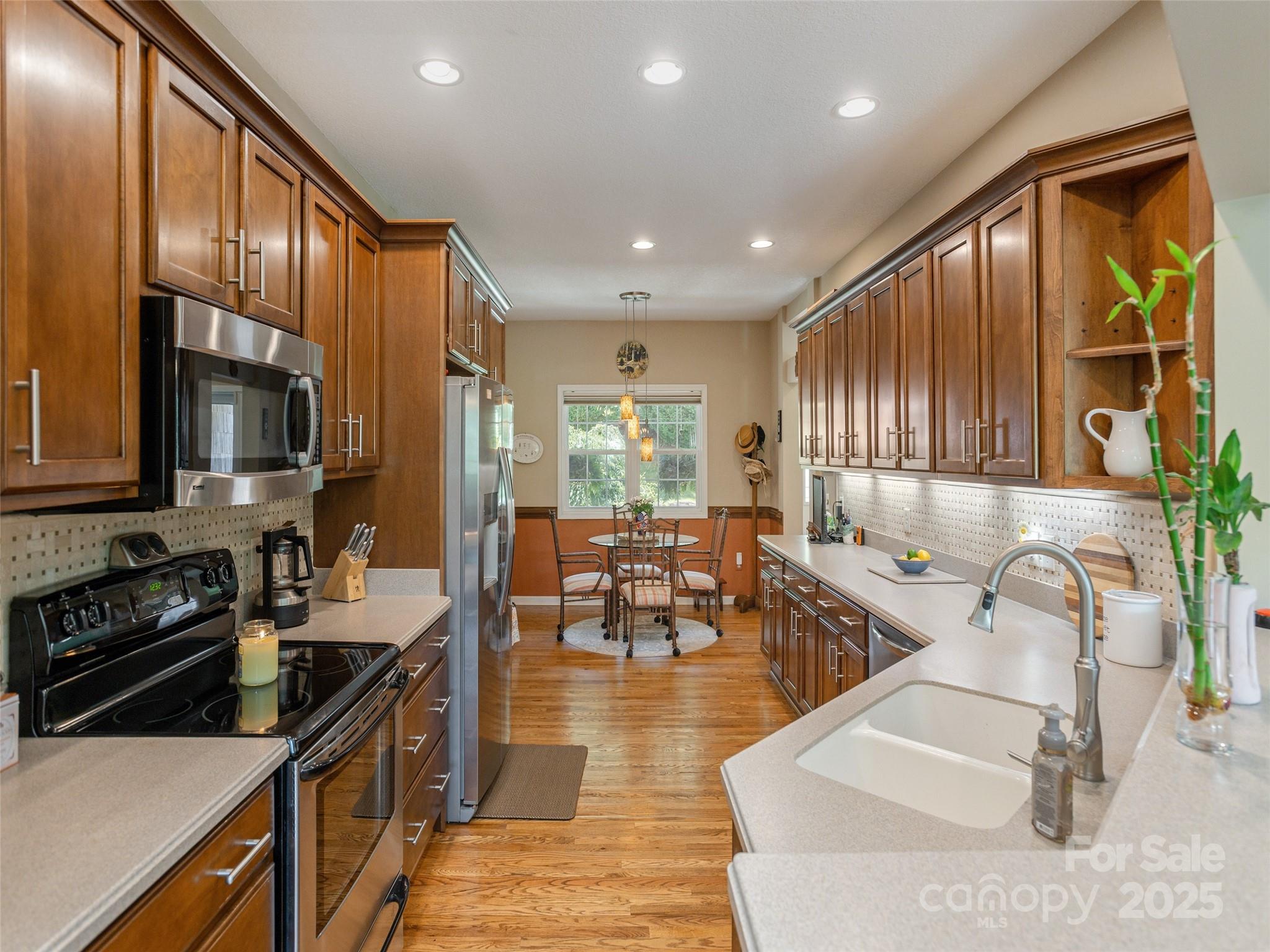 31 Headwater Drive Hendersonville NC 28739