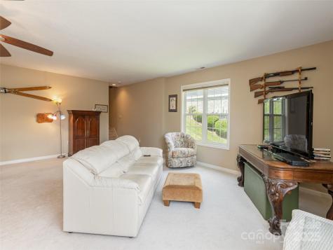 31 Headwater Drive Hendersonville NC 28739