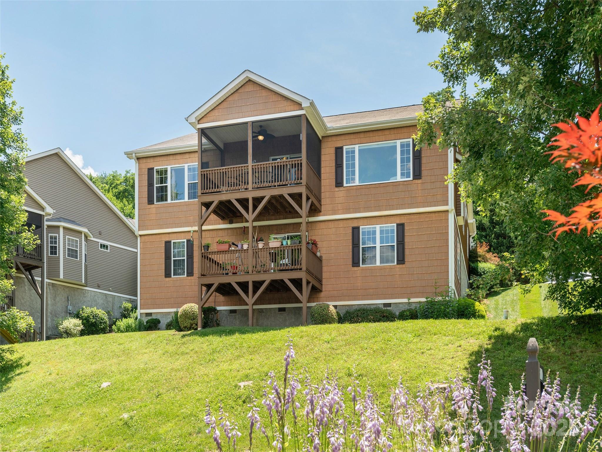 31 Headwater Drive Hendersonville NC 28739