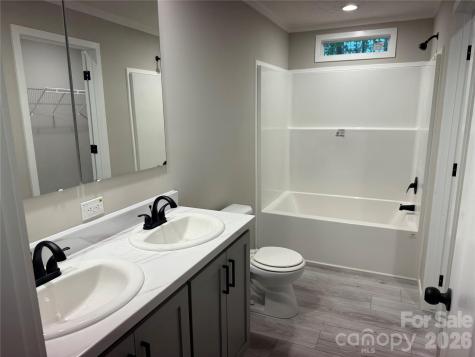 3912 Scott Road Morganton NC 28655