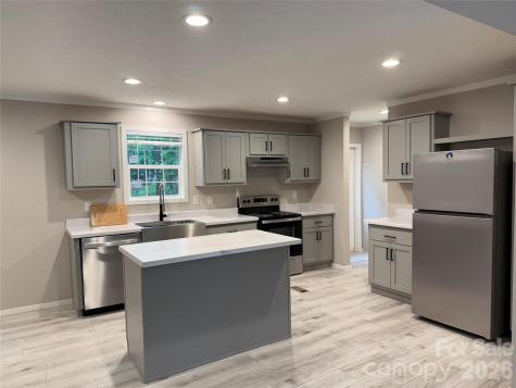 3912 Scott Road Morganton NC 28655