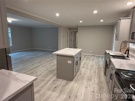 3912 Scott Road Morganton NC 28655