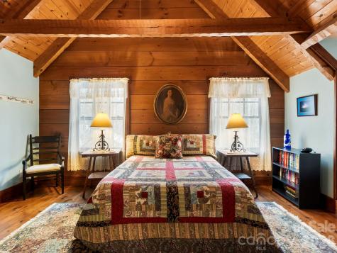 952 & 970 Morgan Hill Road Black Mountain NC 28711