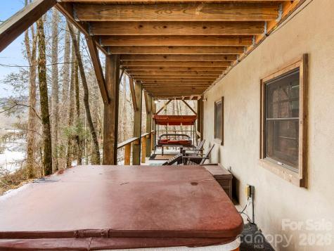 952 & 970 Morgan Hill Road Black Mountain NC 28711