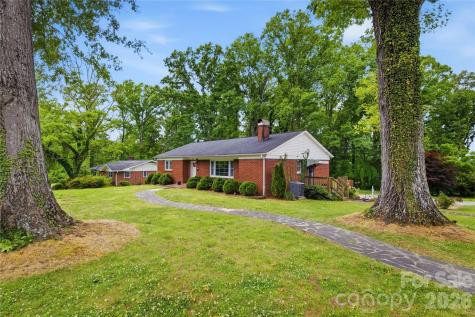 200 Falls Street Morganton NC 28655