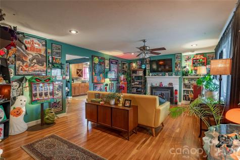 200 Falls Street Morganton NC 28655