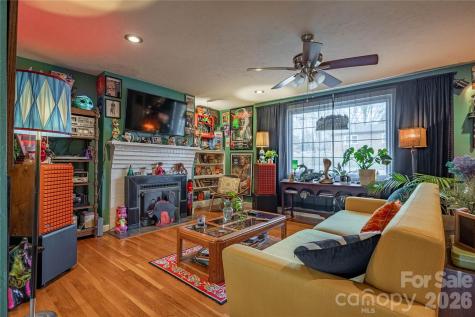 200 Falls Street Morganton NC 28655