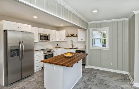 30 Cherry Grove Road Asheville NC 28805