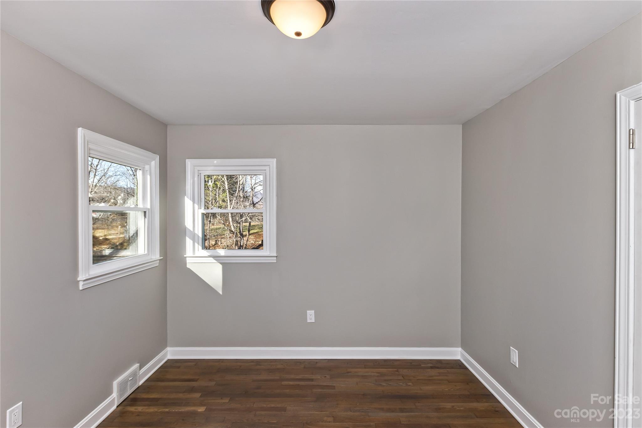 30 Cherry Grove Road Asheville NC 28805