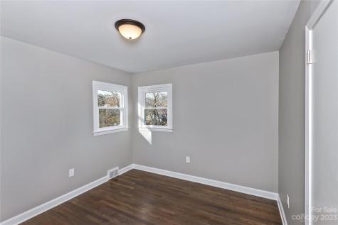 30 Cherry Grove Road Asheville NC 28805
