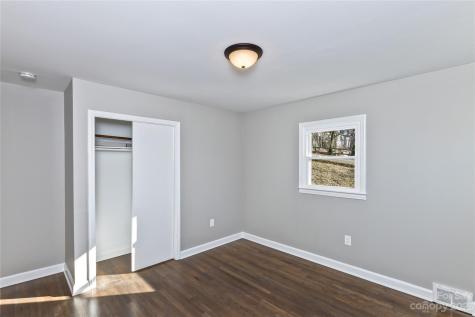 30 Cherry Grove Road Asheville NC 28805