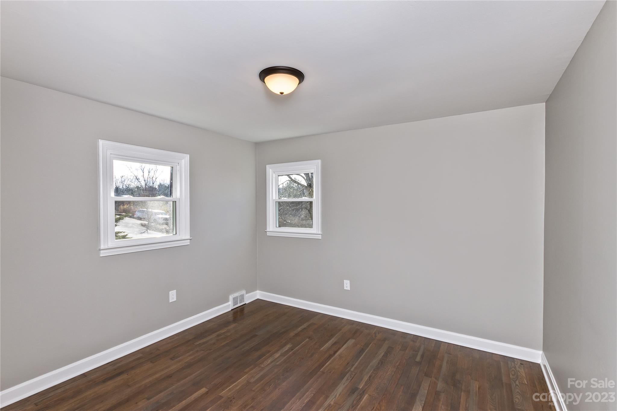 30 Cherry Grove Road Asheville NC 28805