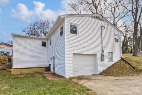30 Cherry Grove Road Asheville NC 28805