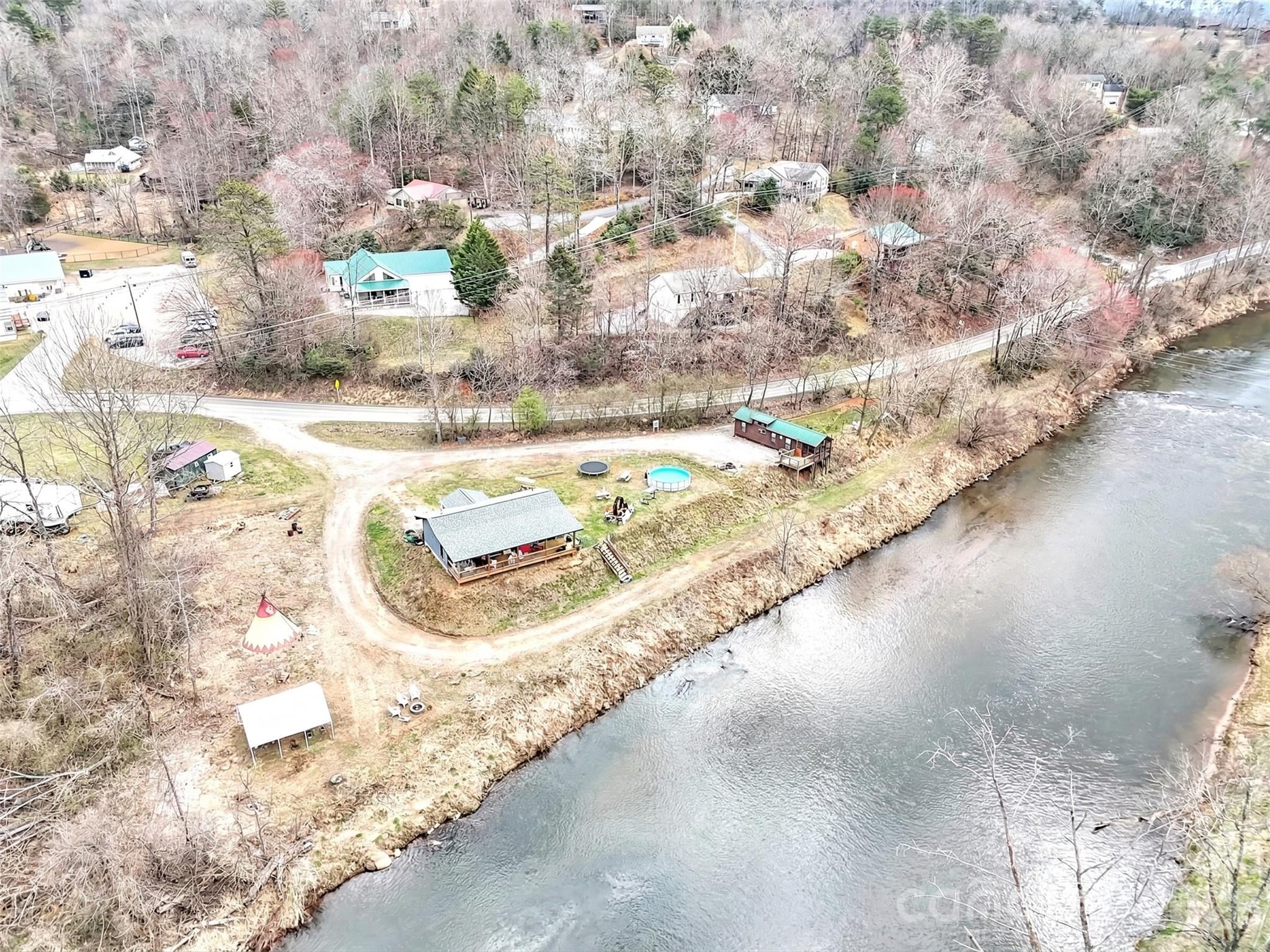 522 N River Road Sylva NC 28779
