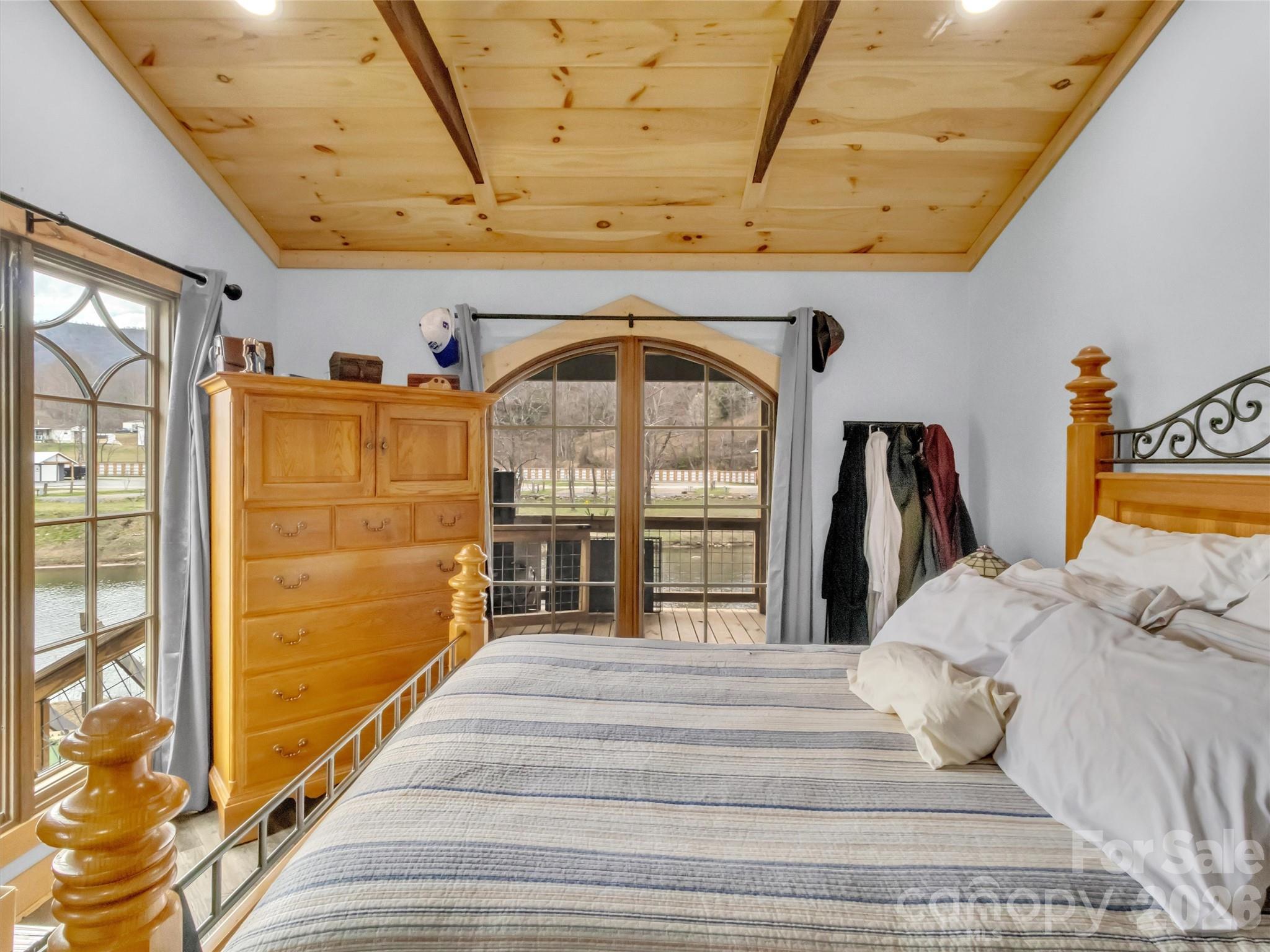522 N River Road Sylva NC 28779