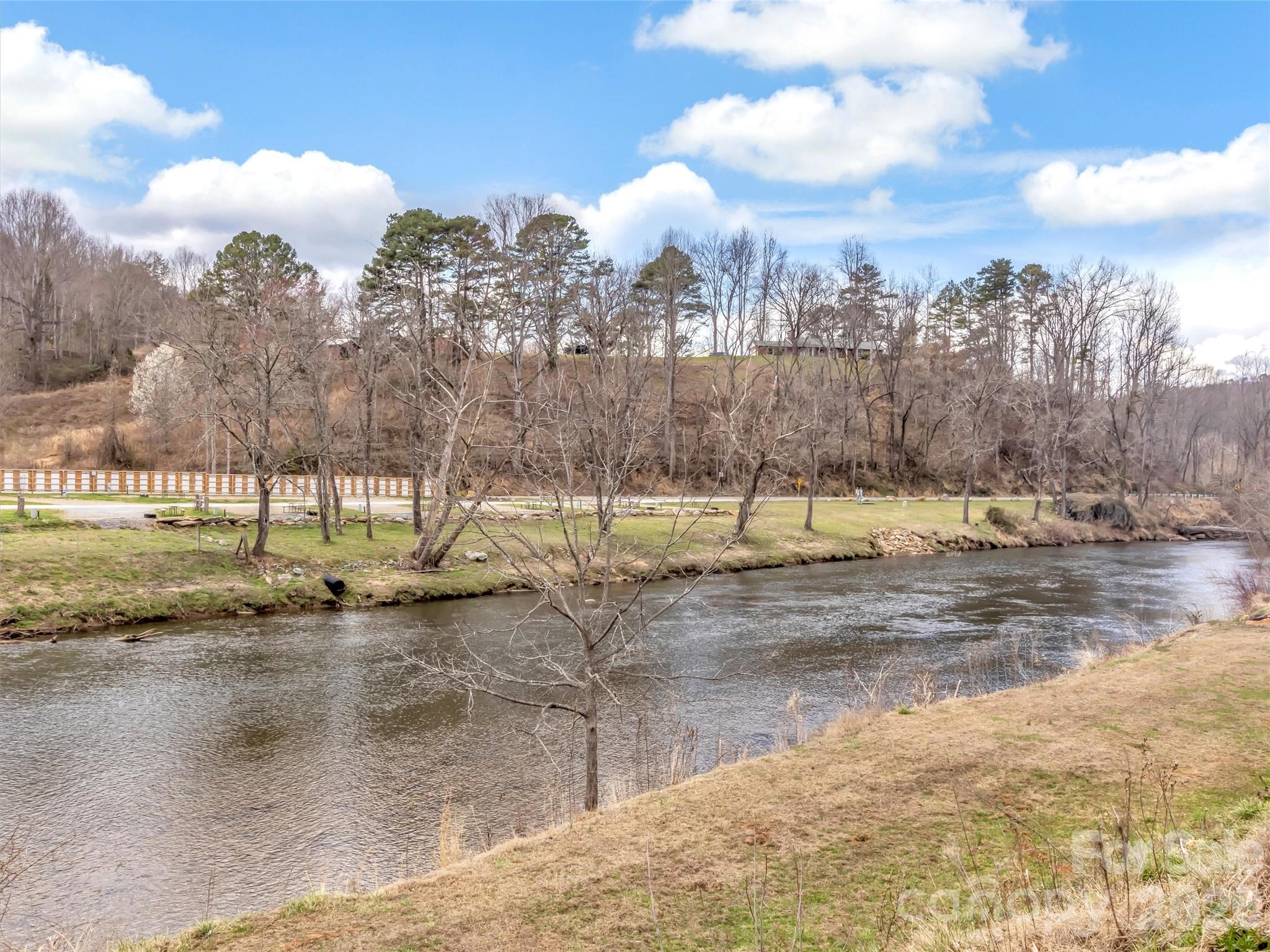 522 N River Road Sylva NC 28779