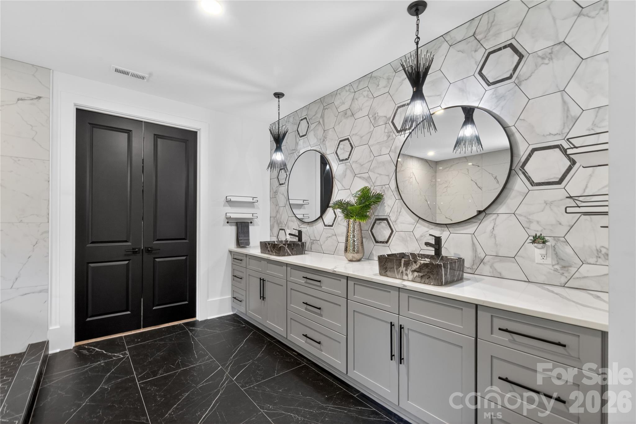 8512 Prince Valiant Drive Waxhaw NC 28173
