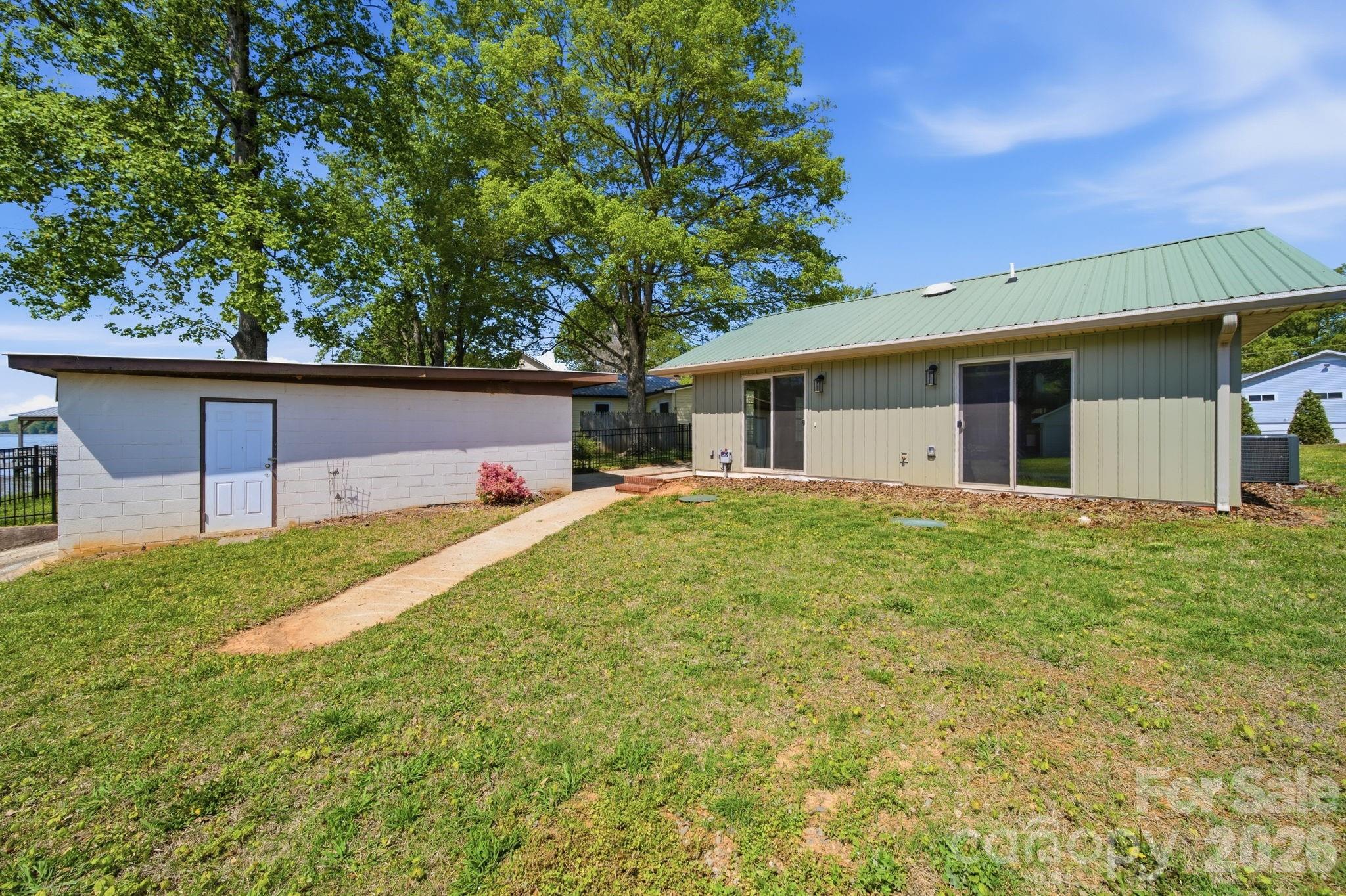 243 Shore Lane Lexington NC 27292