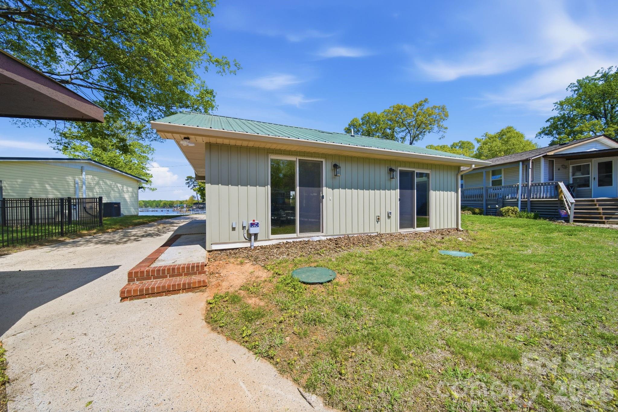 243 Shore Lane Lexington NC 27292