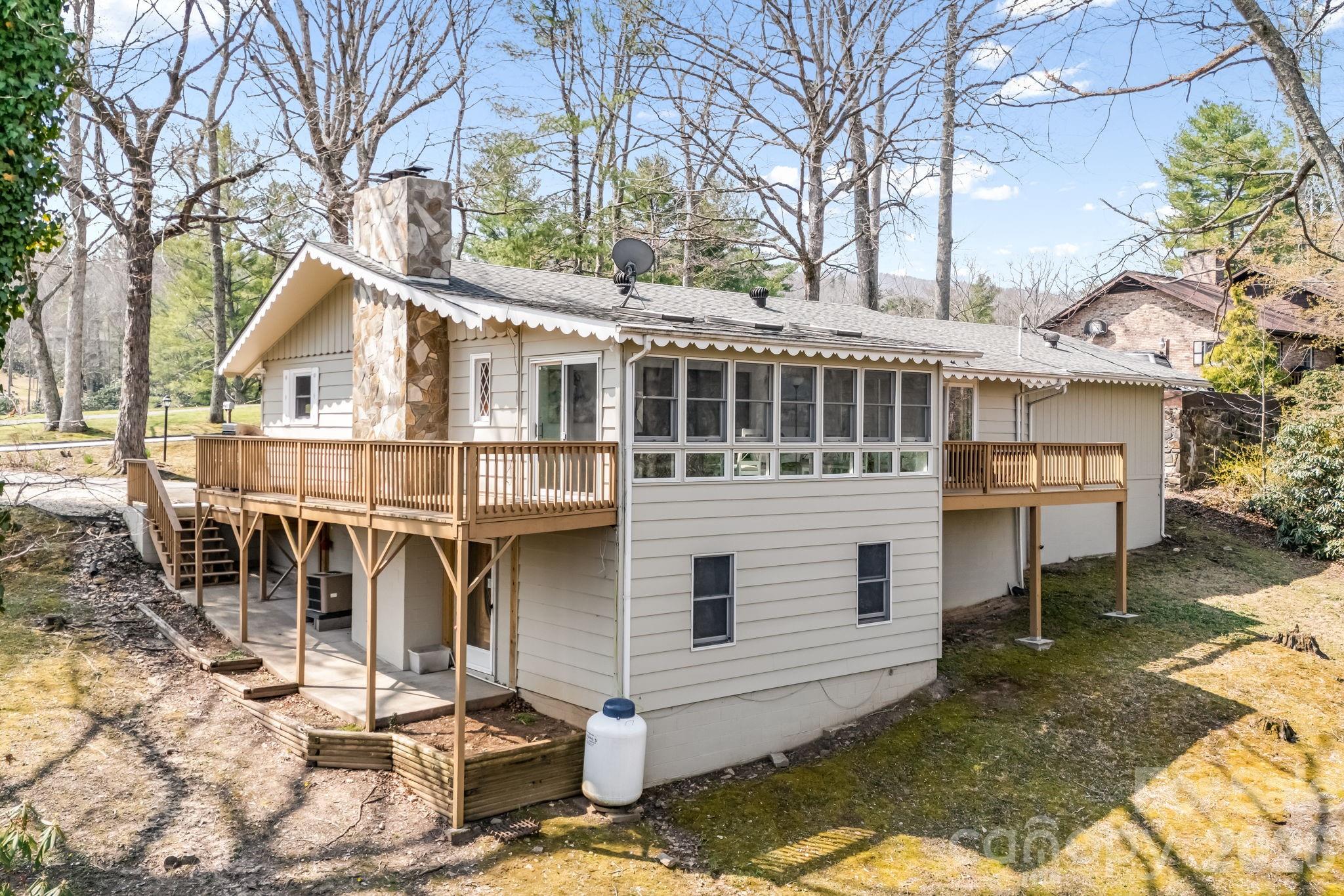 2203 Swiss Pine Lake Drive Spruce Pine NC 28777