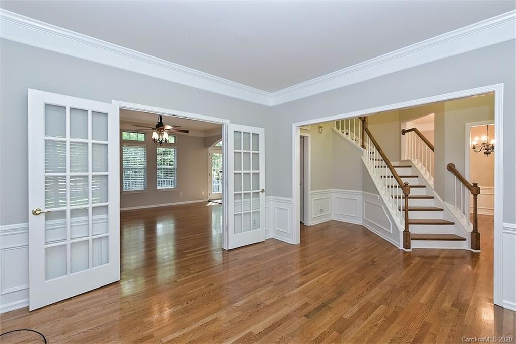 2719 Parham Place Charlotte NC 28270