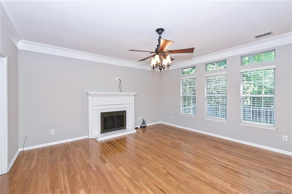 2719 Parham Place Charlotte NC 28270