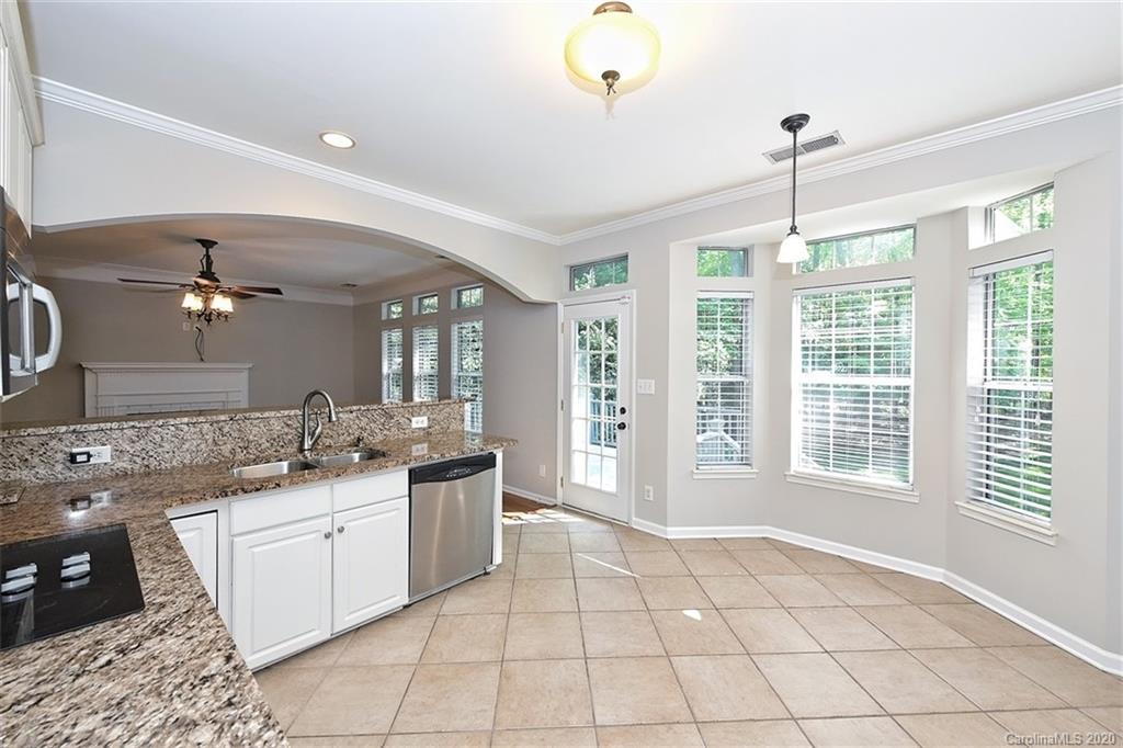 2719 Parham Place Charlotte NC 28270
